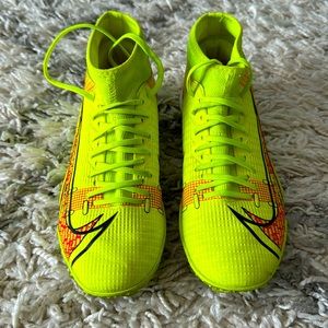 Nike Mercurial Superfly 8 Academy TF Artificial Turf Soccer Shoe size 5.